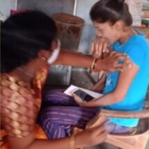 आंगनवाड़ी केंद्र में बच्चों का टीकाकरण एवं 18+ को लगा कोविशिल्ड